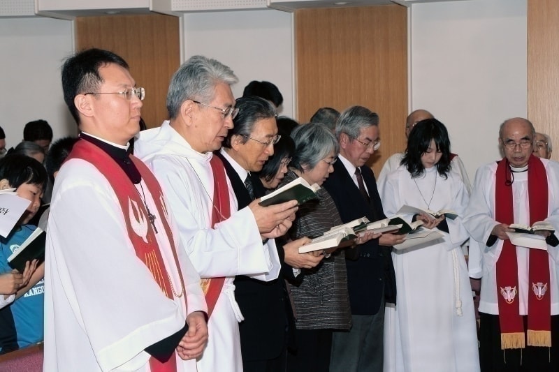 横山司祭按手式 of 日本聖公会北海道教区